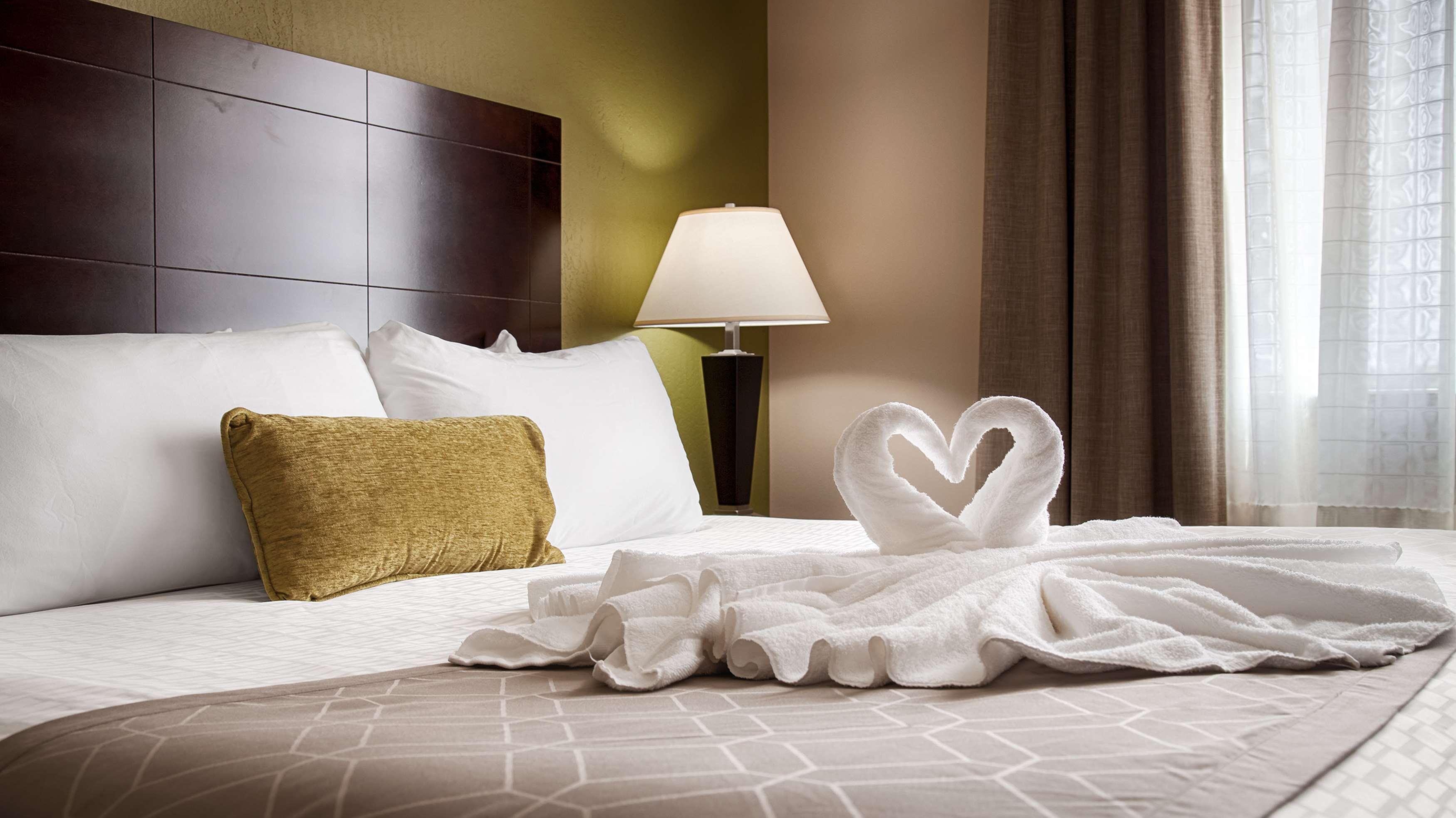 Best Western Plus Havre Inn & Suites Exteriör bild